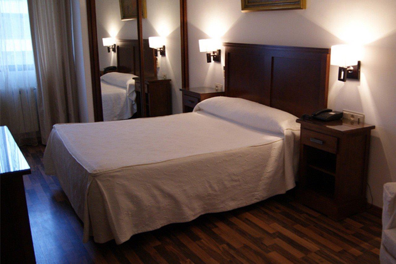 Hotel Mulhacen グアディクス エクステリア 写真