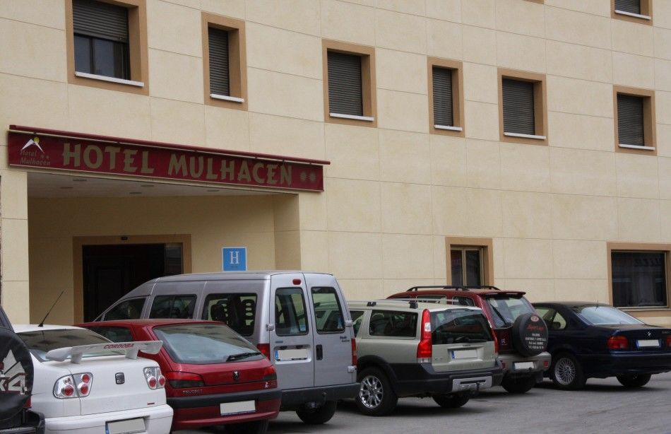 Hotel Mulhacen グアディクス エクステリア 写真